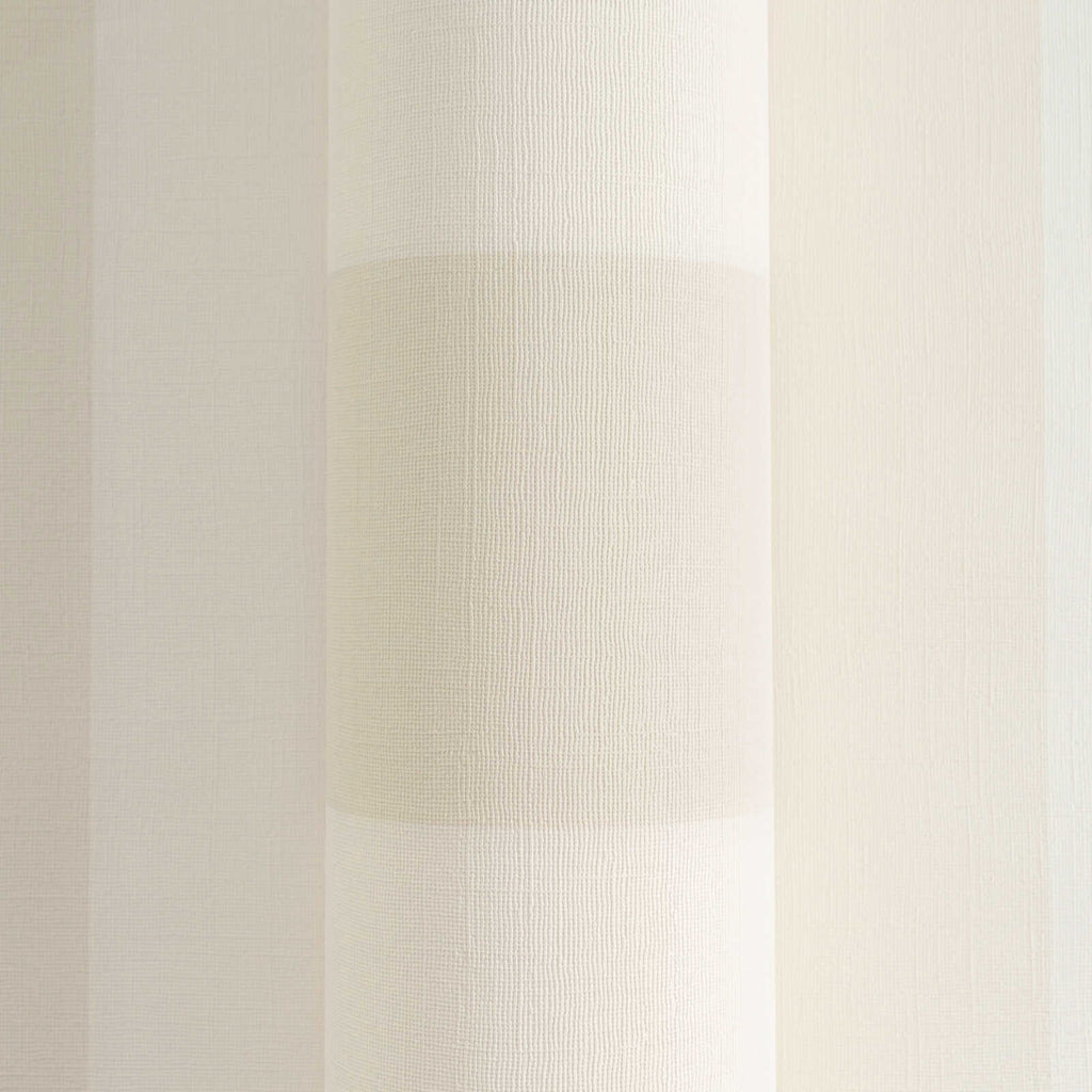 The Bayleaf Portico | Warm Beige & Luminous White Luxe