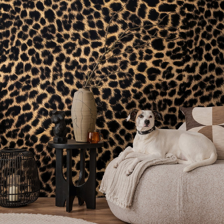 The Lime Archive | Warm Beige & Deep Black Luxe