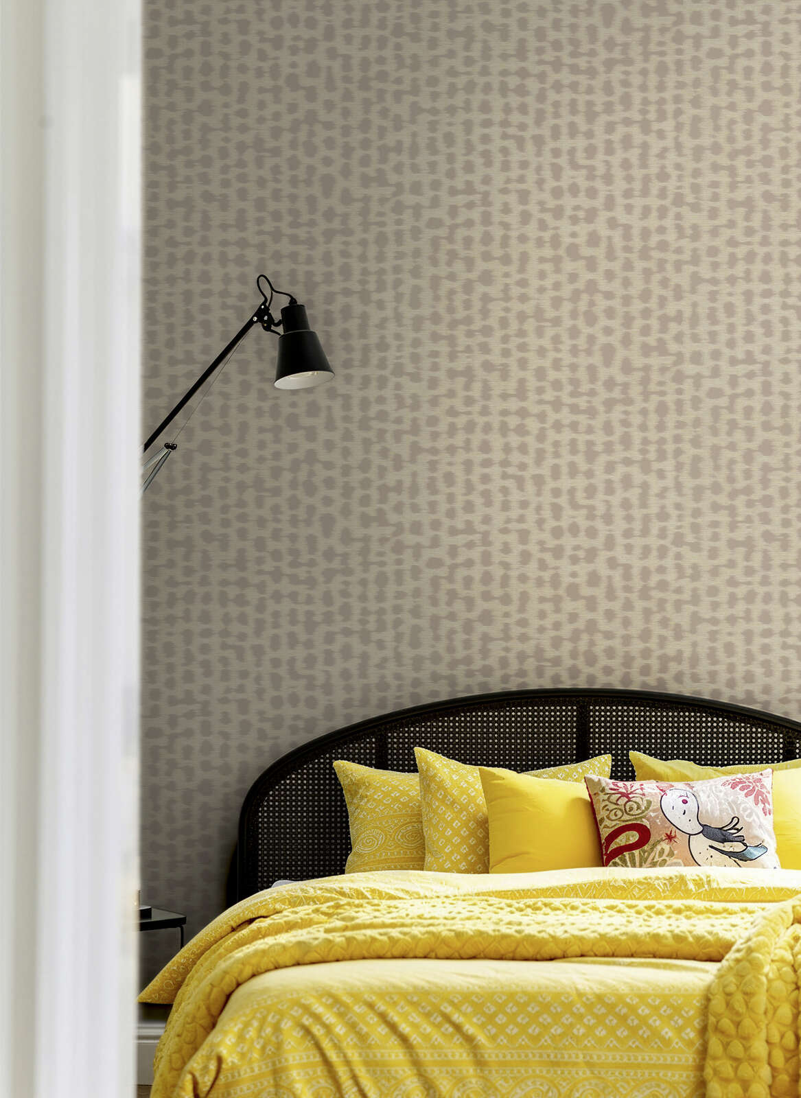 The Basalt Verse | Warm Beige & Cream Luxe