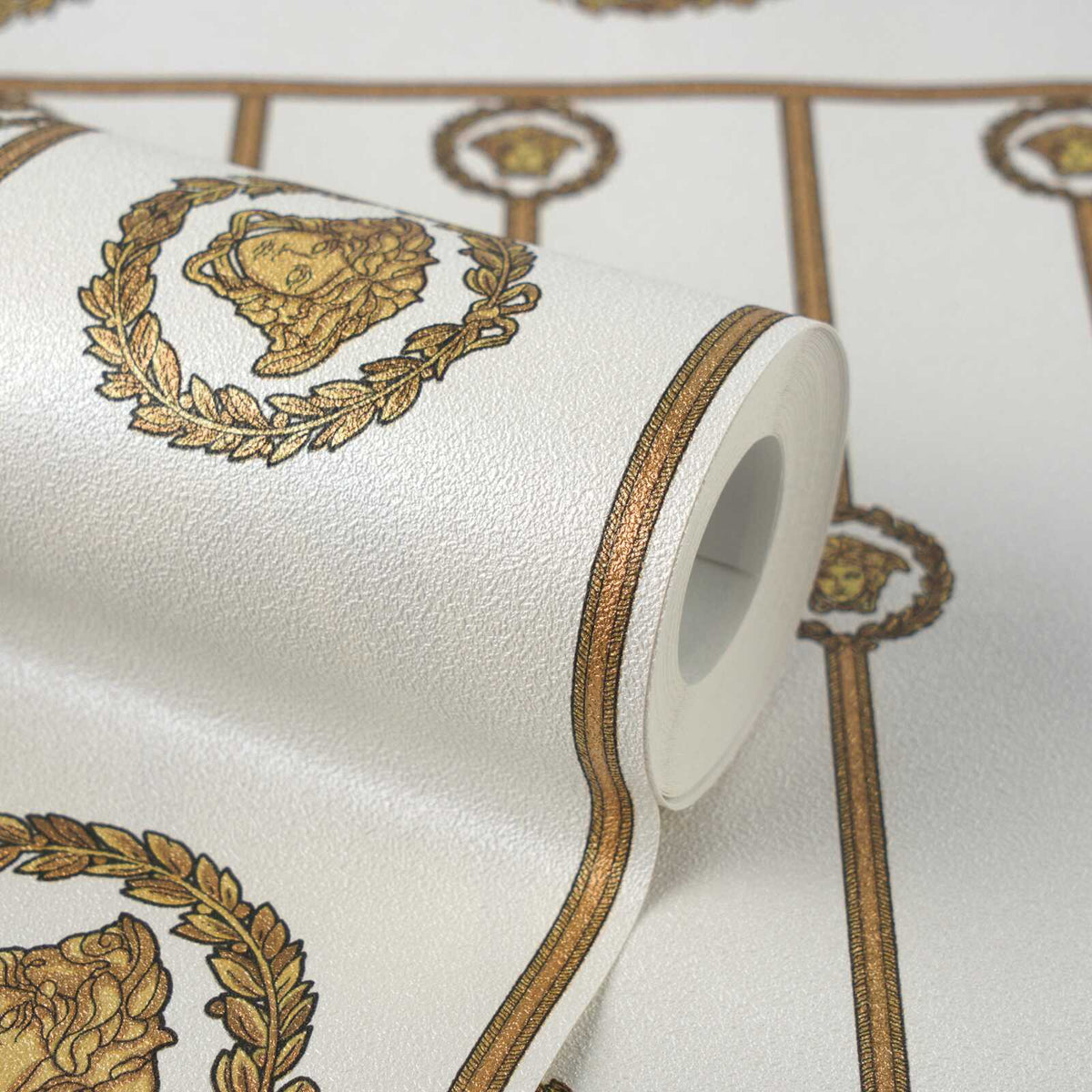 The Gilded Lattice | Luminous White & Sun-Kissed Gold Luxe