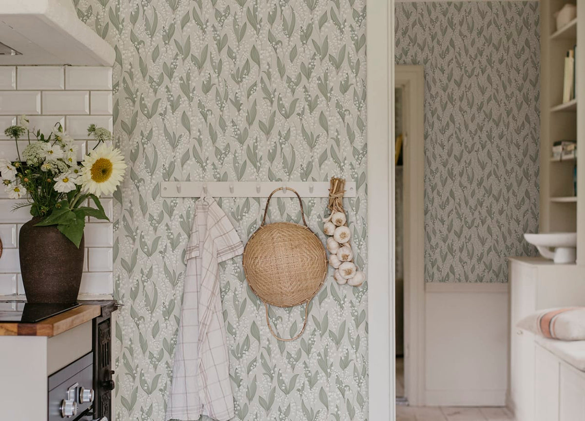 The Lily Vale | Spring Green Luxe