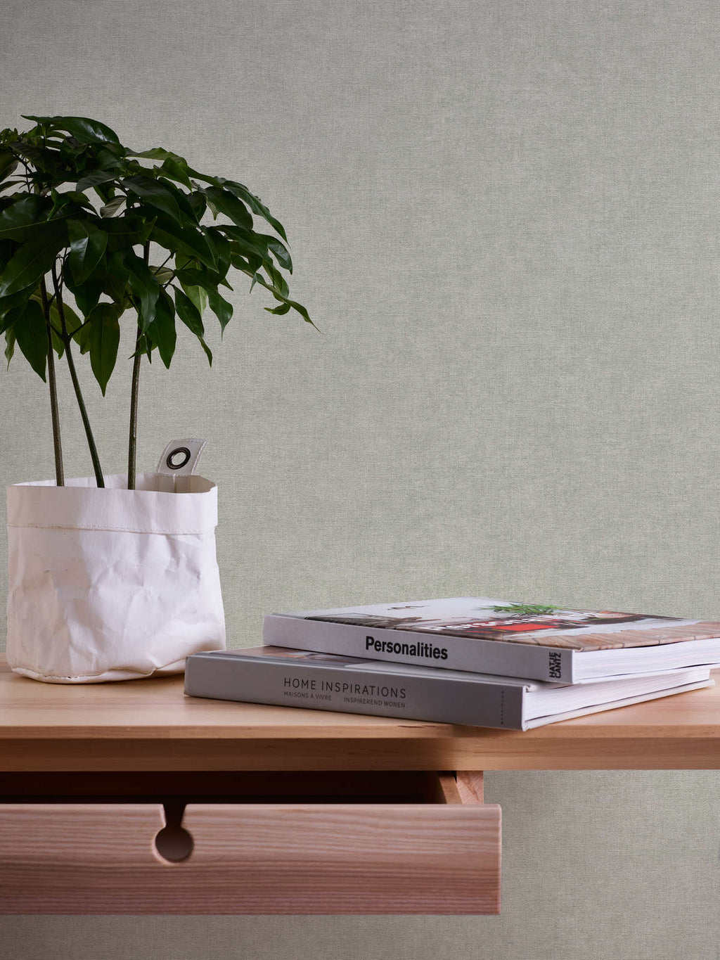 The Amber Portico | Grey Smoked Grey Luxe