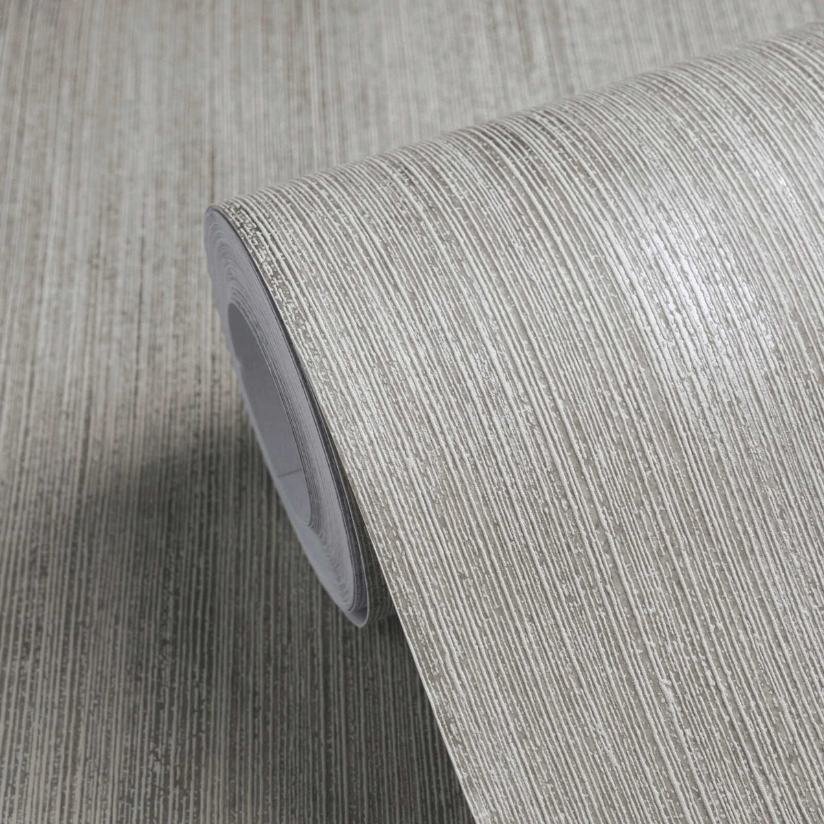The Champagne Court | Grey Smoked Grey Luxe