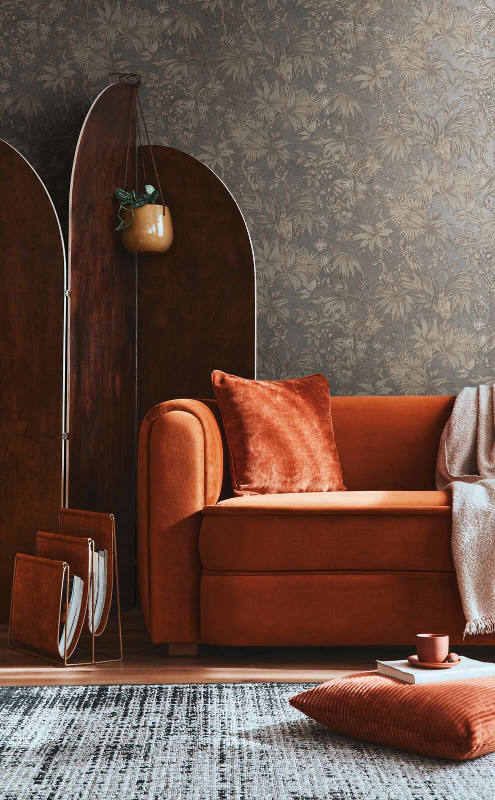 The Grove Hall | Smoked Grey Luxe