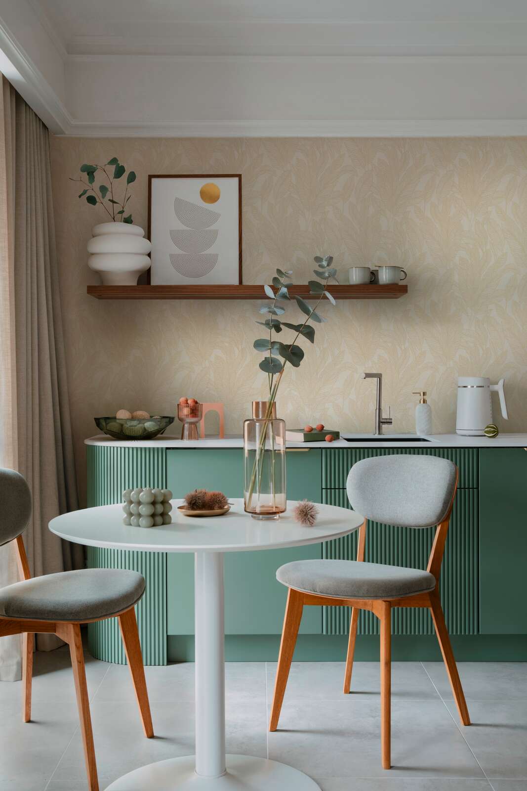 The Balsam Gallery | Luminous White & Sun-Kissed Gold Luxe