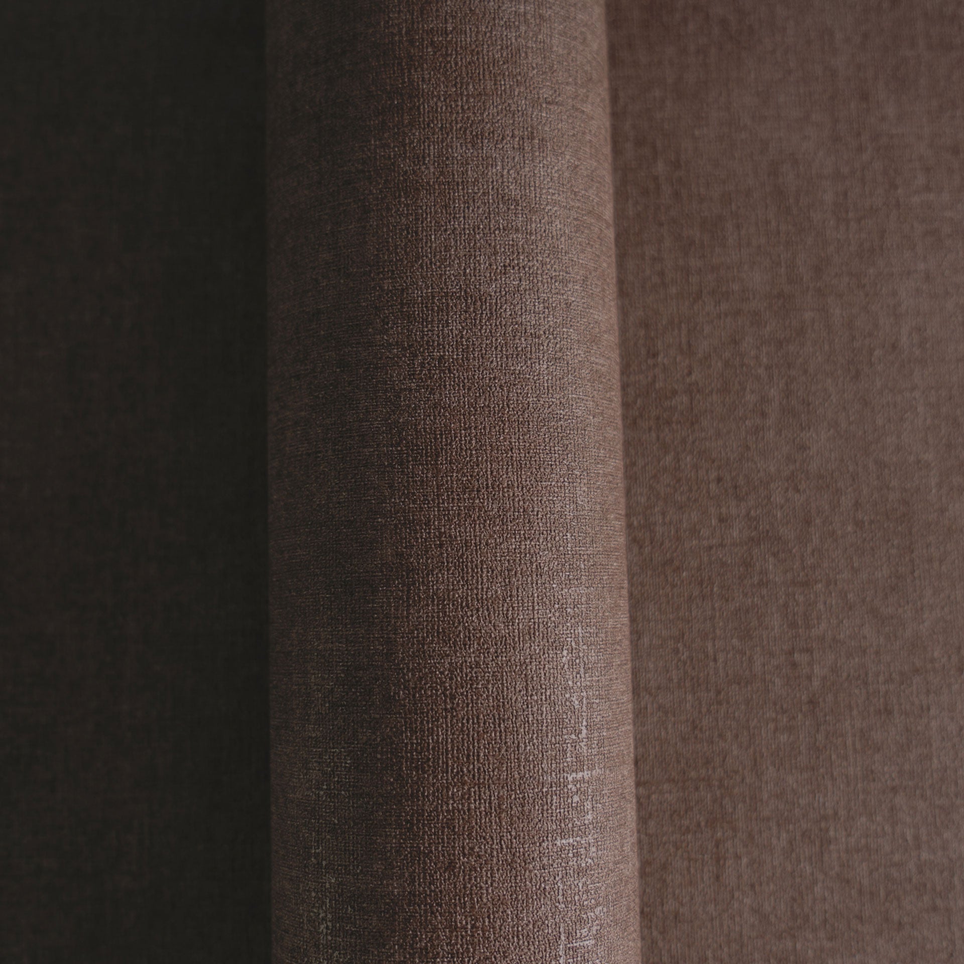 The Crimson Slub | Red Silk Luxe