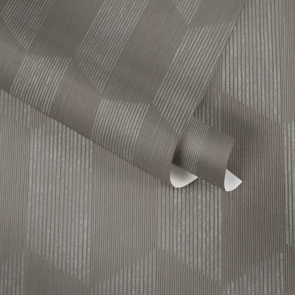 The Silver Hexagon | Geometric Chrome Luxe