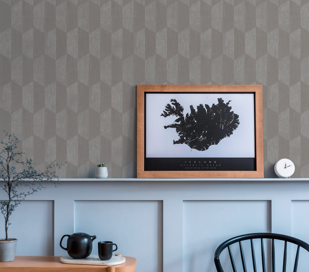 The Silver Hexagon | Geometric Chrome Luxe