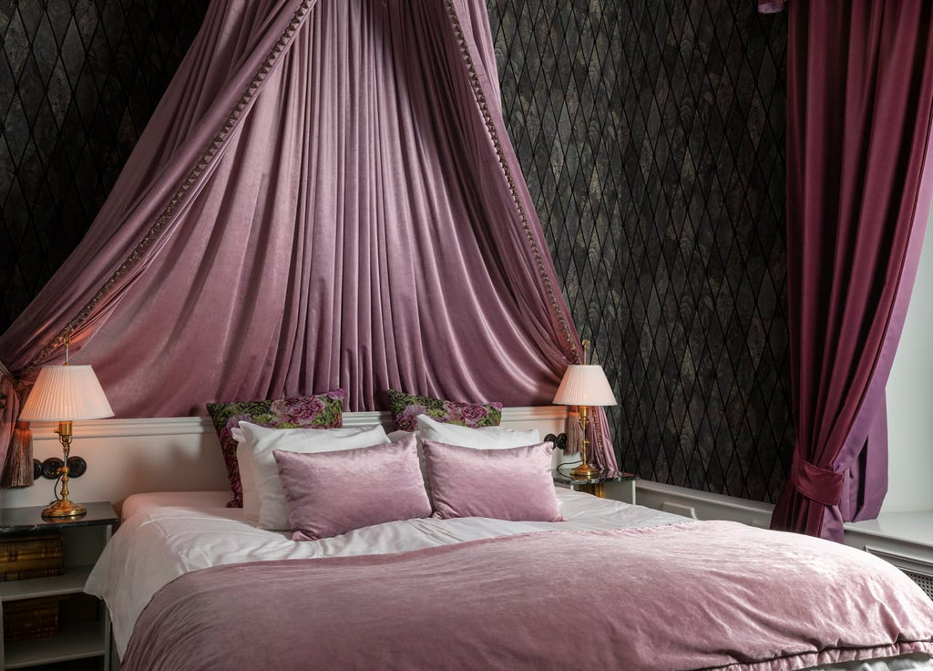 The Cornwall Cloister | Emerald Luxe