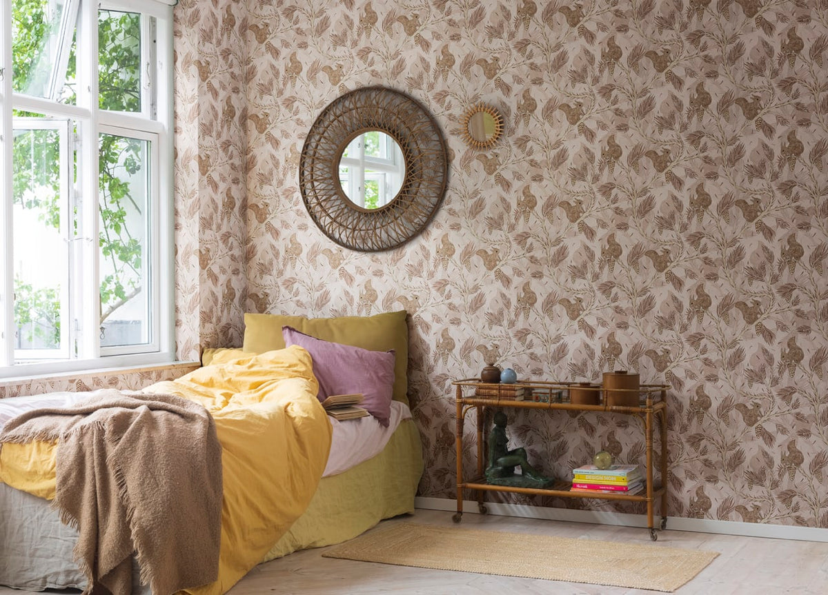The Squirrel Peak | Pink Luxe
