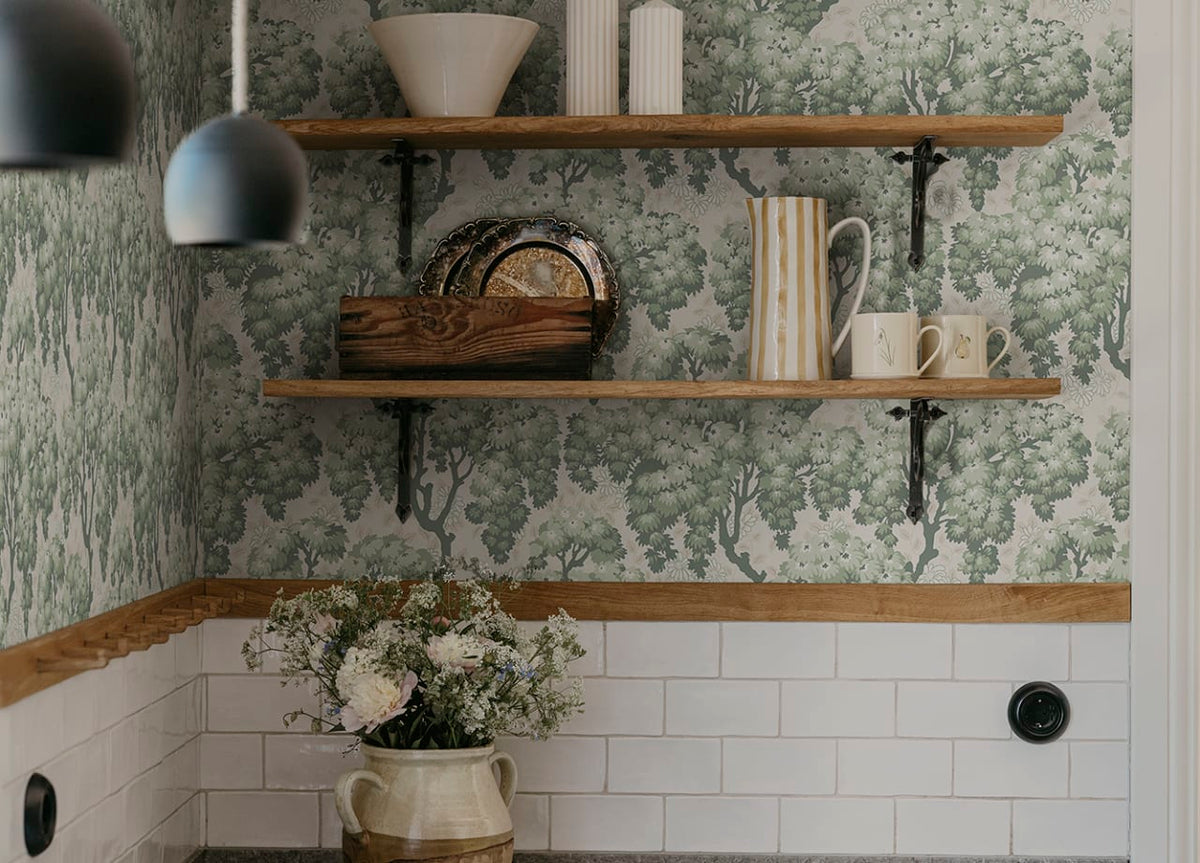 The Nightcourt Forge | Green Luxe