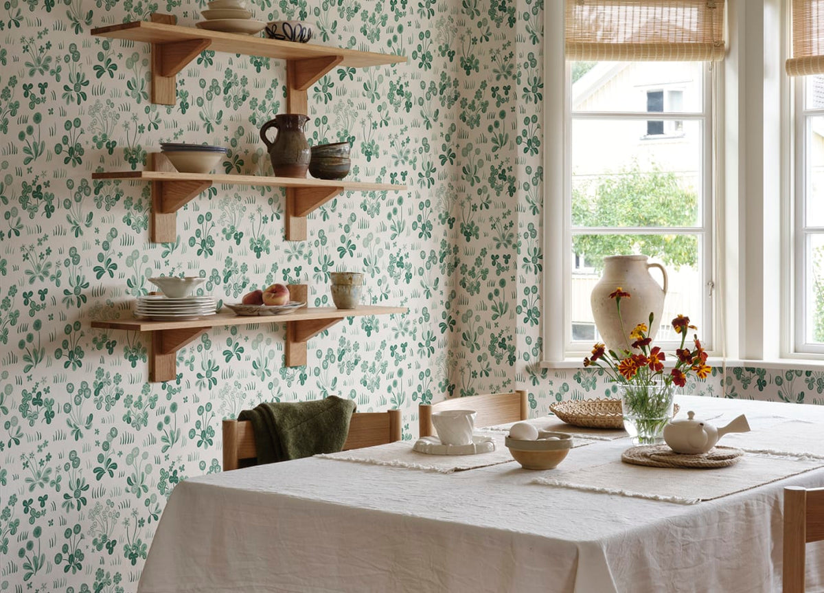 The Colony Bloom | Emerald Luxe