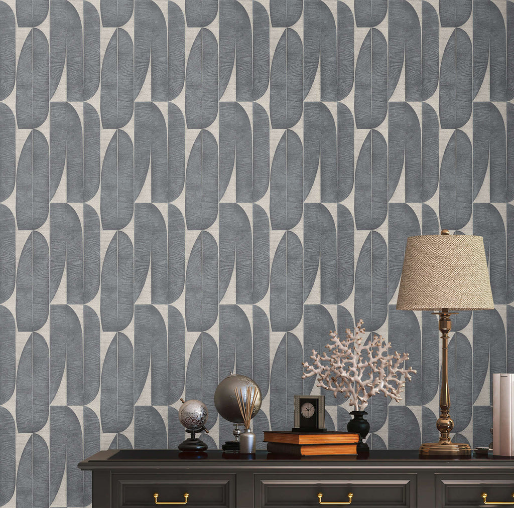 The Monochrome Motif