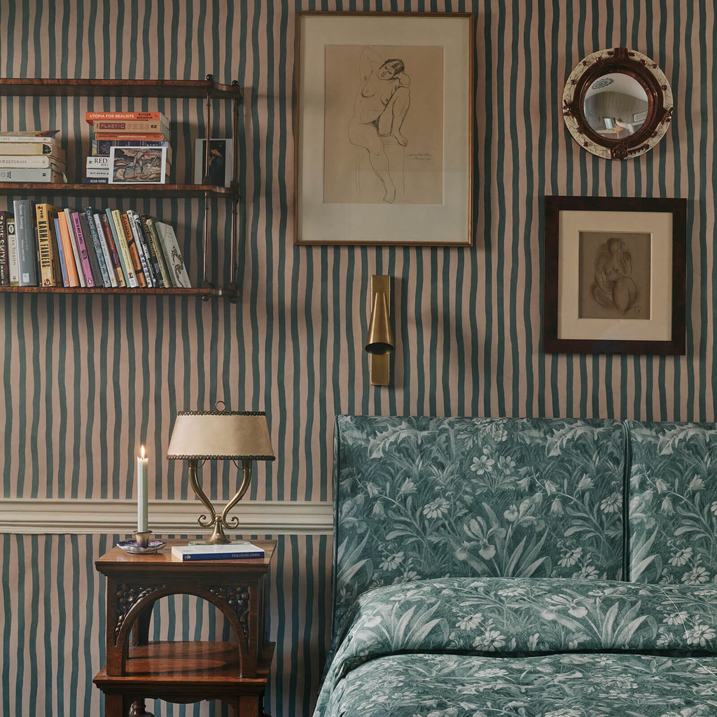 ARTIST'S STRIPE Wallpaper - Euphorbia & Alabaster — image 3