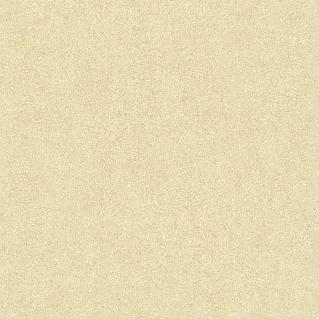 The Ginger Court | Warm Beige & Sun-Kissed Gold Luxe