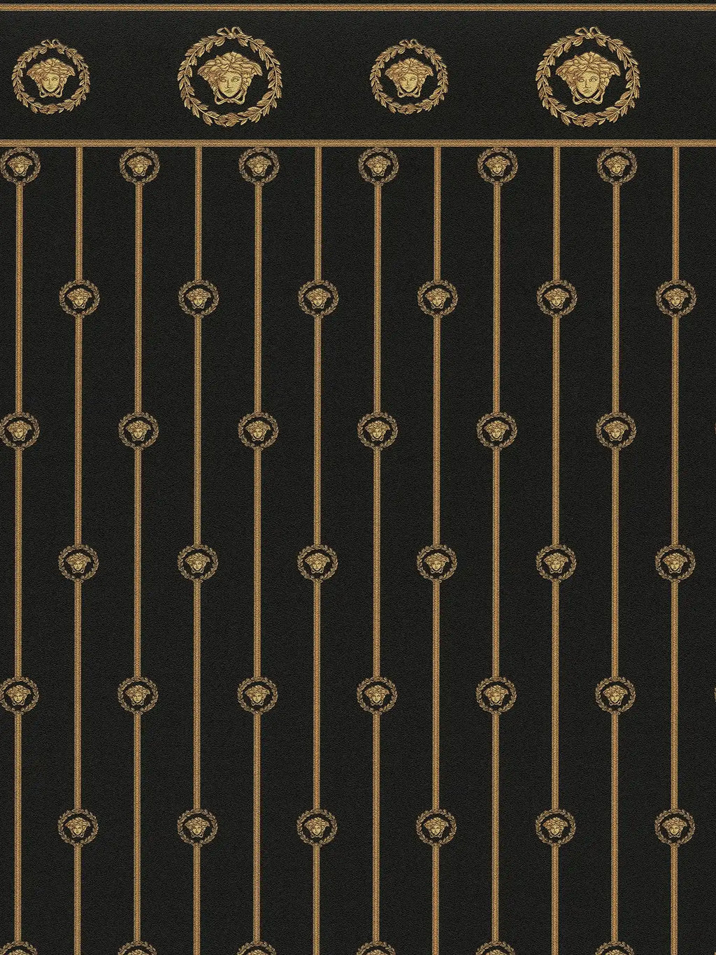 The Gilded Lattice | Deep Black & Sun-Kissed Gold Luxe