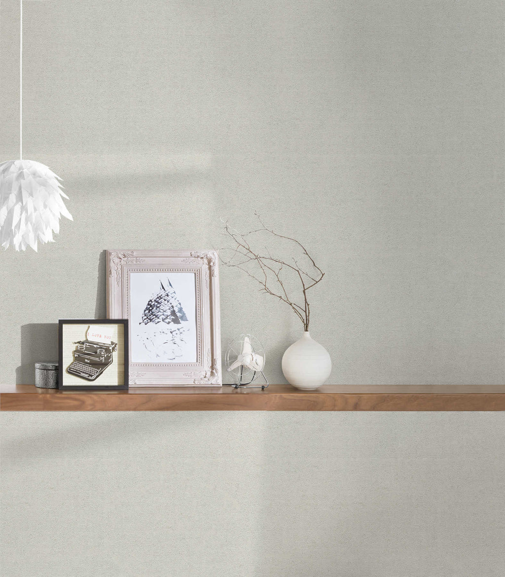 The Barley Loggia | Smoked Grey & Shimmering Silver Luxe