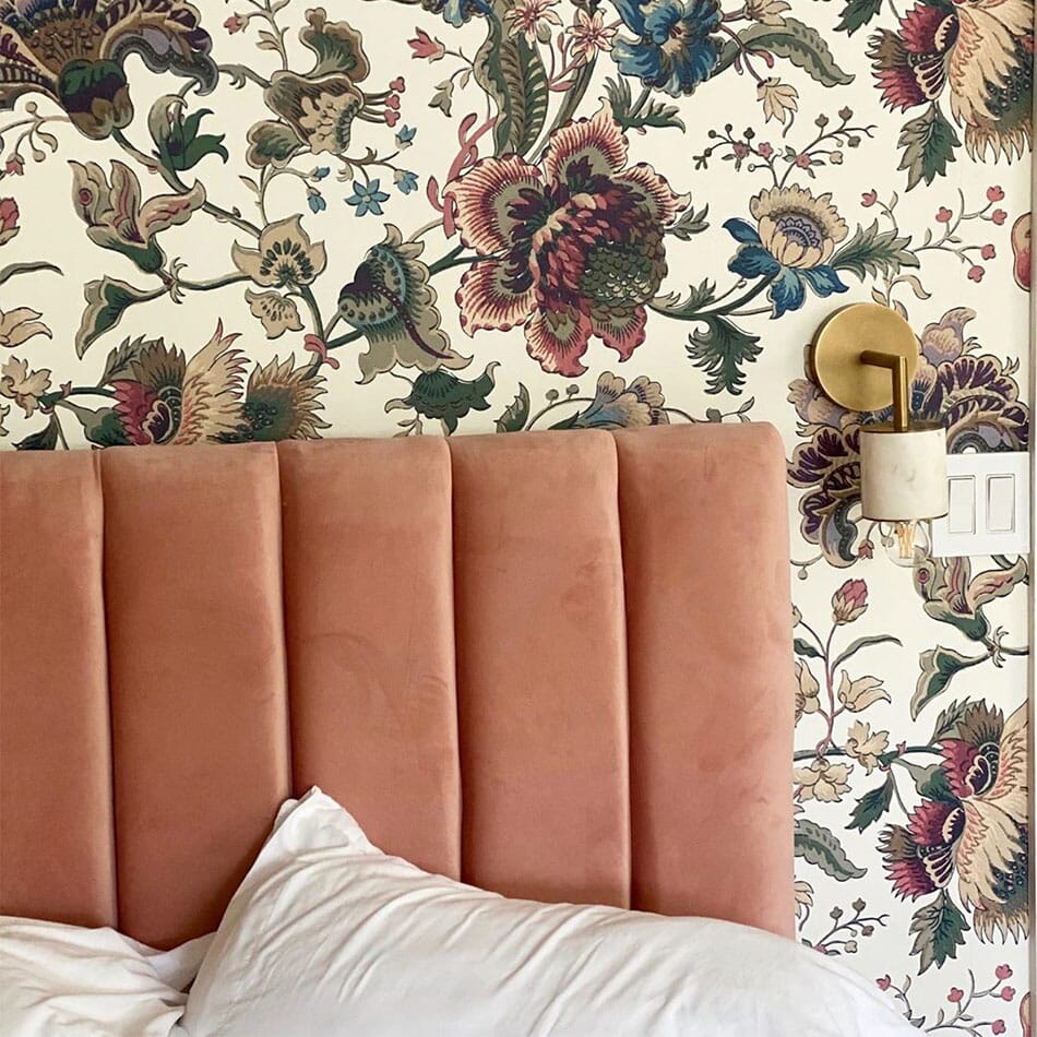 The Majorelle Court | Ecru Luxe — hung-wall roomshot