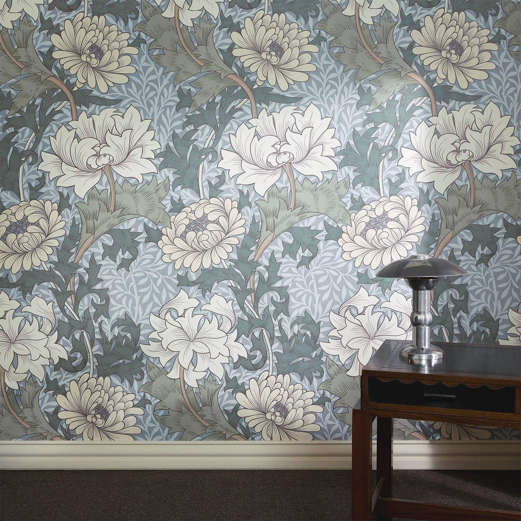 The Mum Pavilion | Byzantine Gold Luxe — hung-wall roomshot